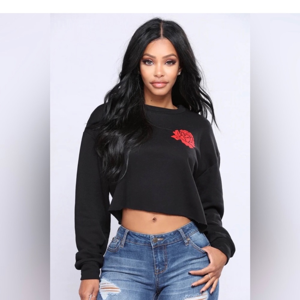 Fashion Nova Rose From the Heart Crop Sweater Small